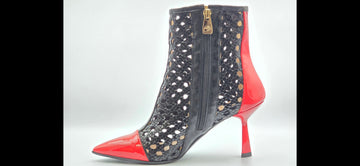 9079 Fiorangelo Boots / Black - Red